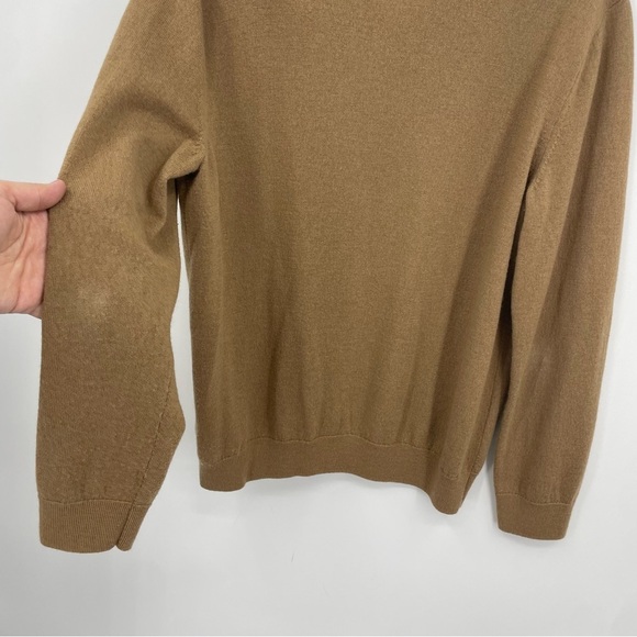 BANANA REPUBLIC Sweater Mens Large Tan Merino Wool V Neck Classic Pullover - Picture 6 of 9